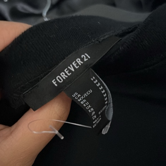 Forever 21 “Mon Chéri” Bling Long Sleeve 💎🖤 - Picture 4 of 4